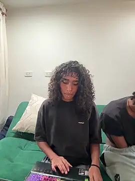 Sun lynx Love online show from April 2026 06:23:01 PM