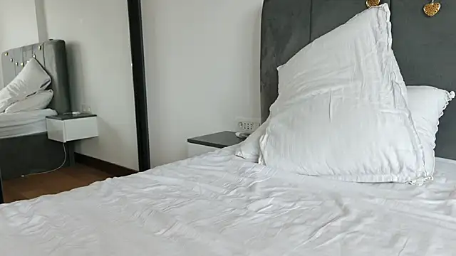 DreamyK online show from June 2026 10:37:01 AM