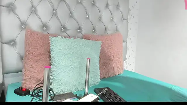 brenda sofia69 online show from June 2026 01:33:01 PM