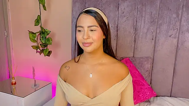 angelicaa garcia online show from April 2026 12:13:02 PM