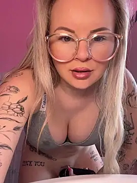 Shorty Holly online show from May 2026 06:00:02 AM