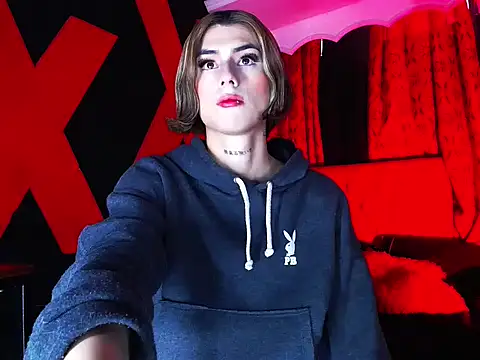 AlanFox1 online show from May 2026 01:32:02 PM