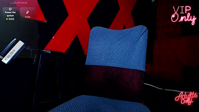AlanFox1 online show from May 2026 01:25:02 PM
