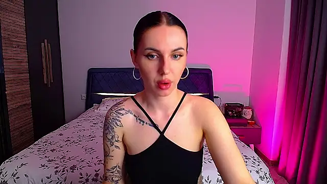 Sour Berry  online show from April 2026 04:46:02 PM