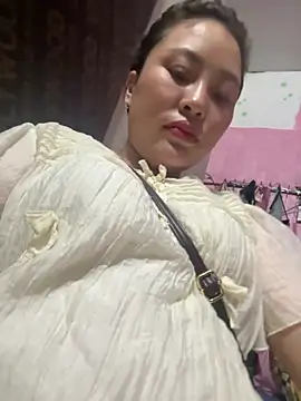 Snapshot of Lina-Naughty chatting on June 2026 03:13:02 PM Lina-Naughty online show from June 2026 03:13:02 PM