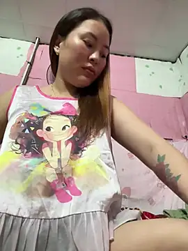 Snapshot of Lina-Naughty chatting on April 2026 05:52:01 AM Lina-Naughty online show from April 2026 05:52:01 AM