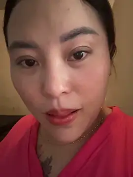 Snapshot of Lina-Naughty chatting on April 2026 07:44:01 AM Lina-Naughty online show from April 2026 07:44:01 AM