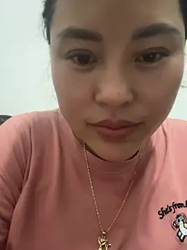 Snapshot of Lina-Naughty chatting on June 2026 03:43:01 PM Lina-Naughty online show from June 2026 03:43:01 PM