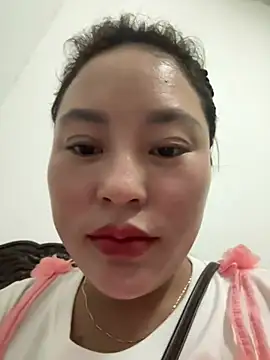 Snapshot of Lina-Naughty chatting on July 2026 03:31:02 PM Lina-Naughty online show from July 2026 03:31:02 PM