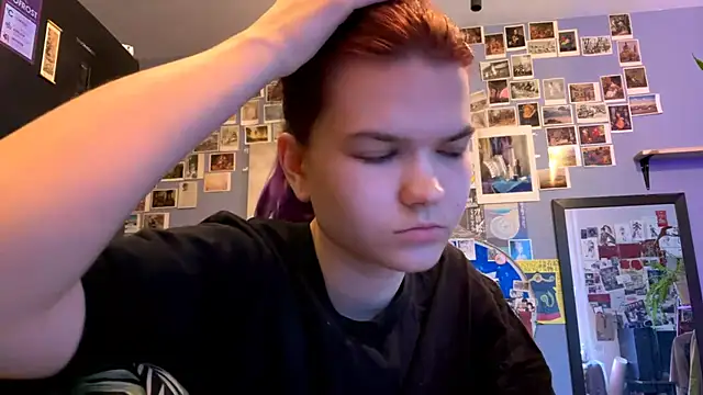 DarylLarrow online show from April 2026 06:52:02 AM