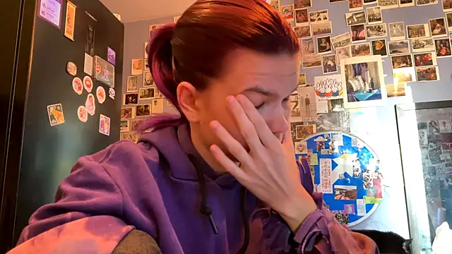 DarylLarrow online show from April 2026 04:14:02 AM