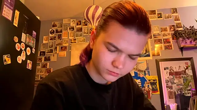 DarylLarrow online show from April 2026 04:26:02 AM