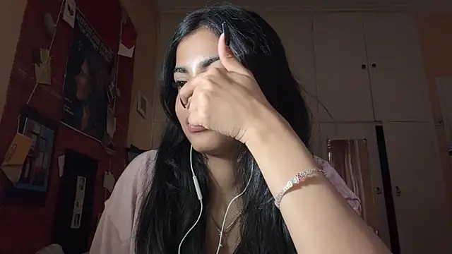 JenniRoutt online show from April 2026 04:32:01 PM