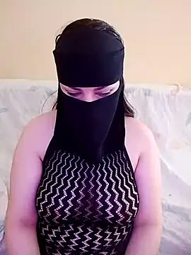 Queen Lola online show from April 2026 01:52:02 PM