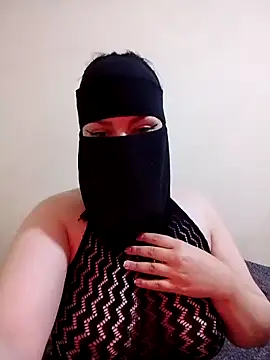 Queen Lola online show from April 2026 01:28:01 PM