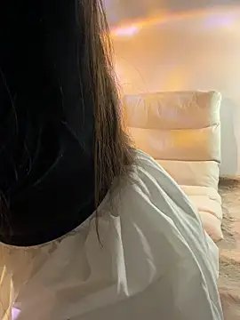 Xiaoyunduo1 online show from May 2026 12:02:02 PM