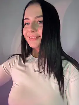 L0LA XO online show from April 2026 01:47:01 PM