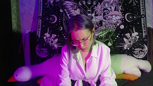 little chappy online show from June 2026 02:00:02 PM
