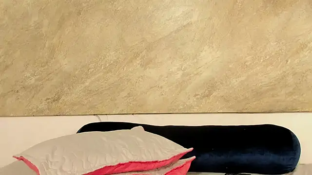 Isabelagomez2 online show from April 2026 05:14:01 PM