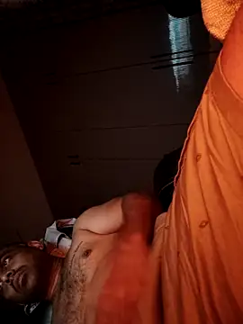 Snapshot of noonekinghere chatting on April 2026 10:17:02 PM noonekinghere online show from April 2026 10:17:02 PM