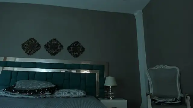 Snapshot of SarahLarsson chatting on June 2026 03:23:01 AM SarahLarsson online show from June 2026 03:23:01 AM