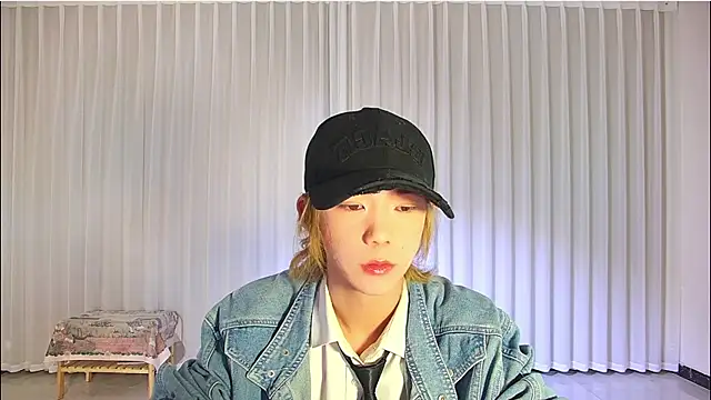 wumei-001 online show from April 2026 02:07:01 AM