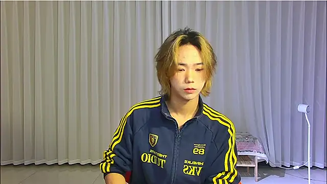 wumei-001 online show from April 2026 11:16:01 AM