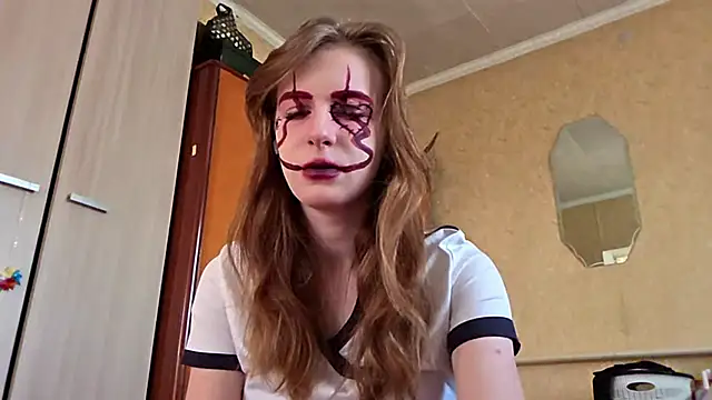 DonnaKuc online show from April 2026 06:15:02 AM