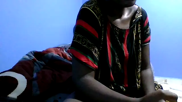 Thandiwe2003 online show from May 2026 02:20:01 AM
