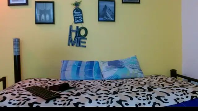 18dulcegatita online show from April 2026 06:44:02 PM