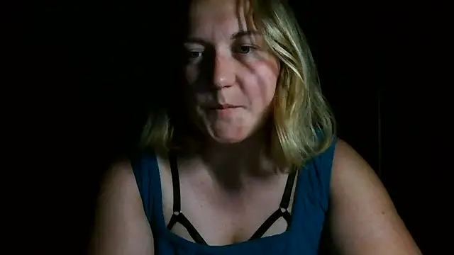 TinaKittyX online show from June 2026 09:34:02 PM