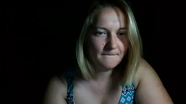 TinaKittyX online show from June 2026 08:43:02 PM