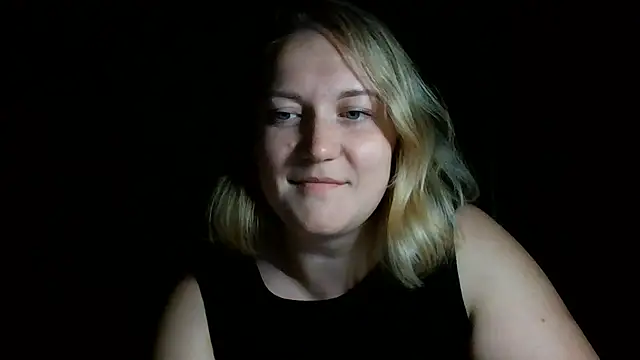 TinaKittyX online show from June 2026 08:35:01 PM