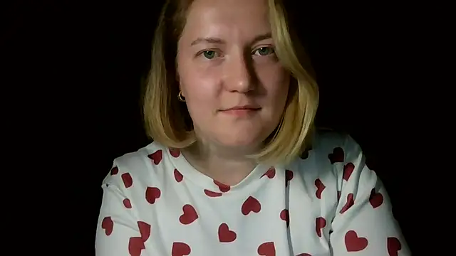 TinaKittyX online show from May 2026 09:09:02 PM
