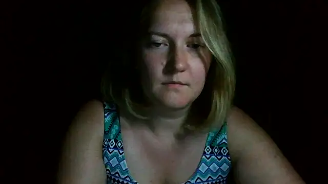 TinaKittyX online show from June 2026 09:12:01 PM