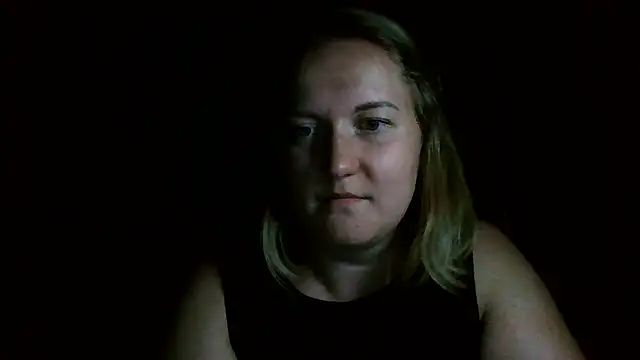 TinaKittyX online show from June 2026 09:31:01 PM