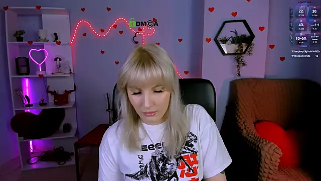 marta smith1 online show from April 2026 07:20:02 PM