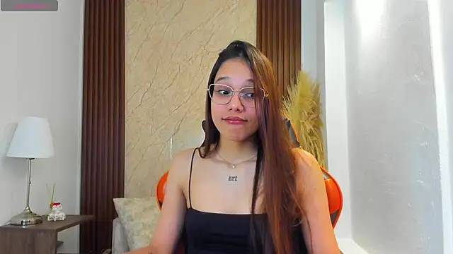 Vi zzy online show from April 2026 07:09:01 PM