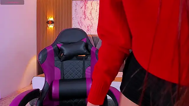 Vi zzy online show from April 2026 07:52:01 PM