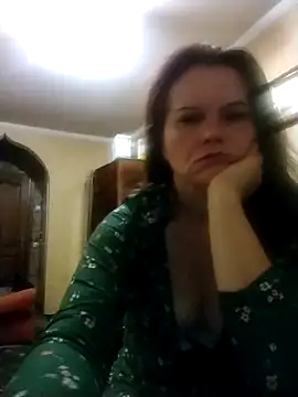 Snapshot of VeronikaLogan chatting on June 2026 11:21:02 PM VeronikaLogan online show from June 2026 11:21:02 PM