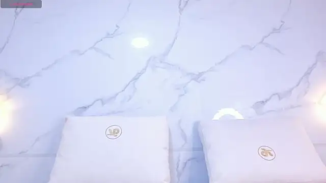 dakota tucci online show from April 2026 04:18:01 AM