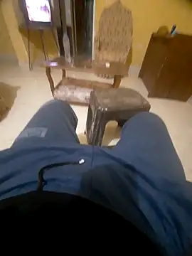 beebuzz0 online show from March 2026 08:55:01 PM