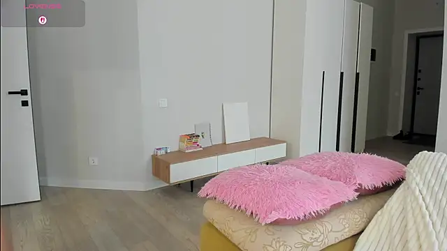mooony light online show from June 2026 09:20:02 AM