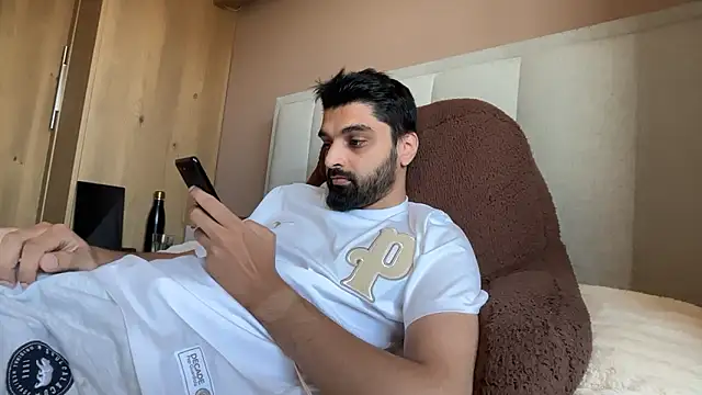 priyxh online show from May 2026 01:44:02 PM