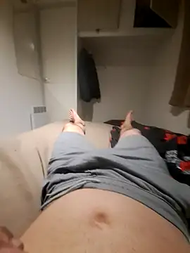 Johnnyxxx6 online show from April 2026 09:32:01 PM