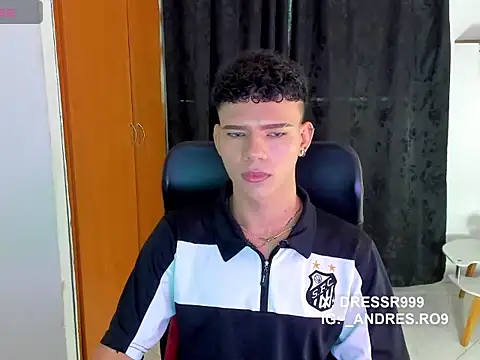 sebascuterouss online show from April 2026 11:35:01 AM