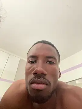 INTRUDERS20 online show from April 2026 01:46:01 PM