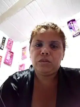Snapshot of Zafiro_MD chatting on May 2026 12:05:02 AM Zafiro MD online show from May 2026 12:05:02 AM