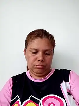 Snapshot of Zafiro_MD chatting on May 2026 01:08:02 PM Zafiro MD online show from May 2026 01:08:02 PM