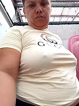 Snapshot of Zafiro_MD chatting on April 2026 12:12:01 PM Zafiro MD online show from April 2026 12:12:01 PM